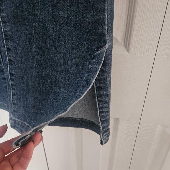 Judy Blue Highwaist Jeans with Side Slit - Picture 6 of 6